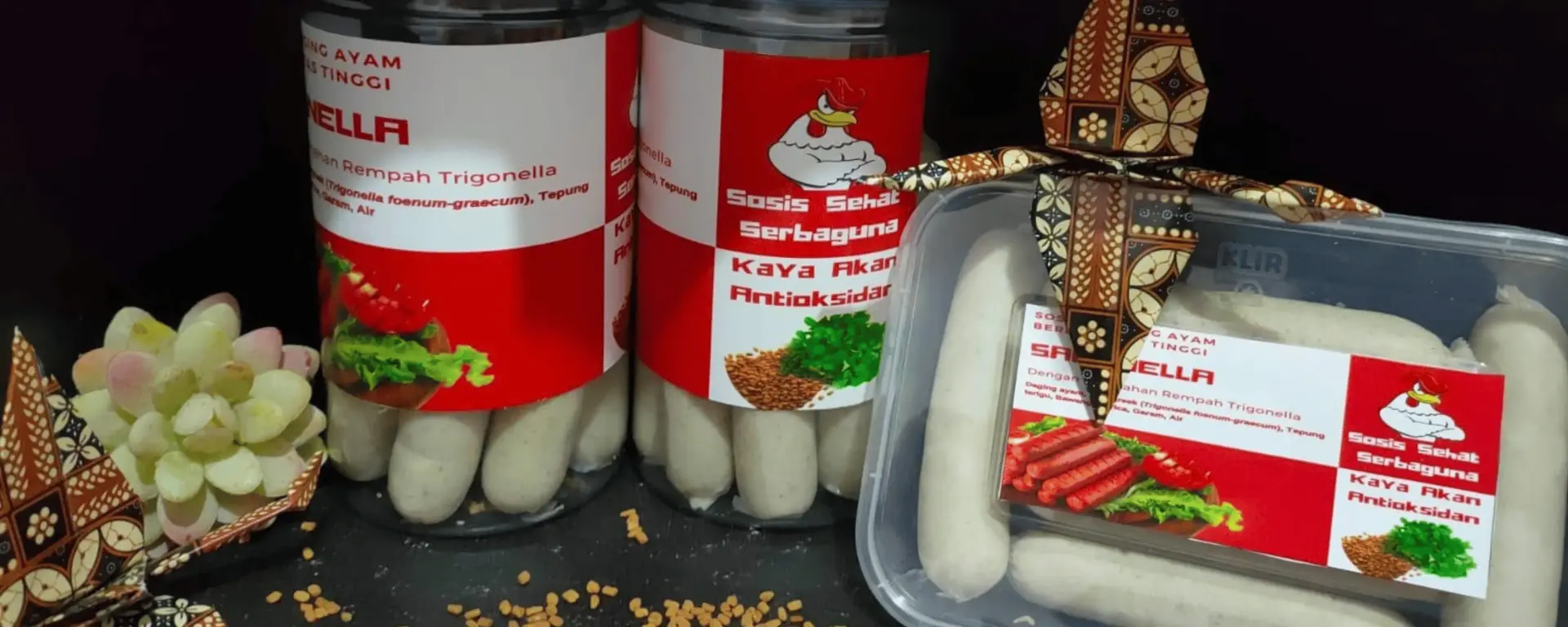 Improving the Quality of Chicken Meat Sausages, Lecturer of the Undergraduate Program in Animal Science, FP USU, Introduces Natural Emulsifier Innovation from Fenugreek Paste